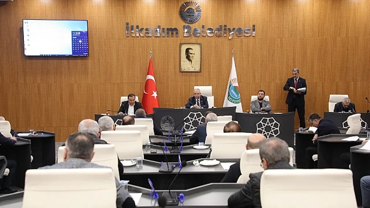 İlkadım'ın EYT’liler için 30 milyonluk kredi talebi meclisten geçti