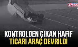 Samsun'da hafif ticari araç devrildi, o anlar kamerada
