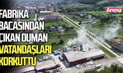 Fabrika bacasından çıkan duman vatandaşları korkuttu