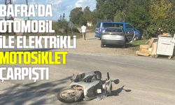 Bafra’da otomobil ile elektrikli motosiklet çarpıştı