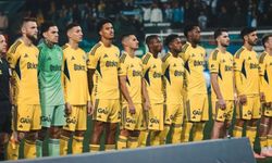 Fenerbahçeli Mert Müldür Avusturya'da ameliyat oldu