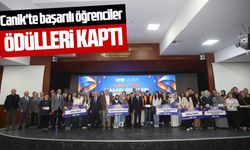 Canik'te başarılı öğrenciler ödüllerini aldı