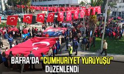 Bafra’da Cumhuriyet Yürüyüşü düzenlendi