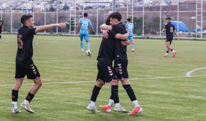 U19'lar, deplasmandan puanla döndü