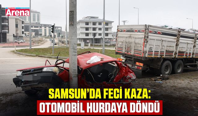 Samsun'da feci kaza: Otomobil hurdaya döndü