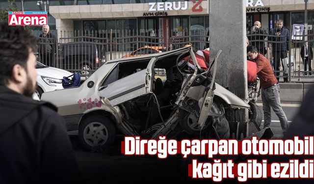 Direğe çarpan otomobil kağıt gibi ezildi