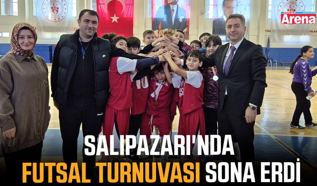 Salıpazarı'nda futsal turnuvası sona erdi