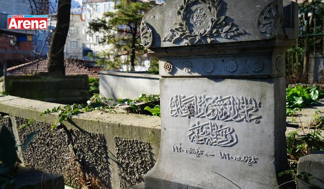 Seyyit Kudbettin Mezarlığı Tarihi Taşları Sergileme Yapımı