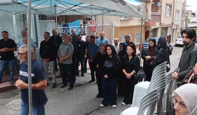 Samet Özen'in babası Cevat Özen'e veda