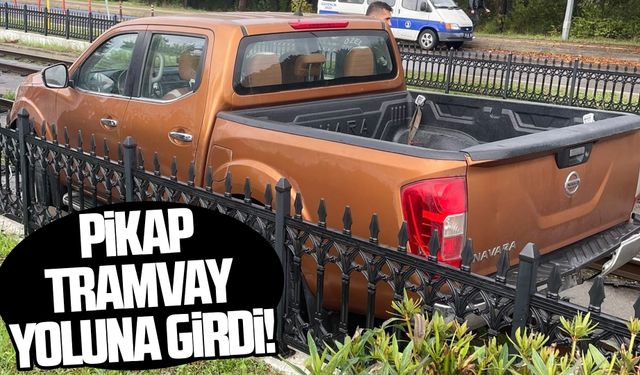 Atakum'da pikap tramvay yoluna girdi!