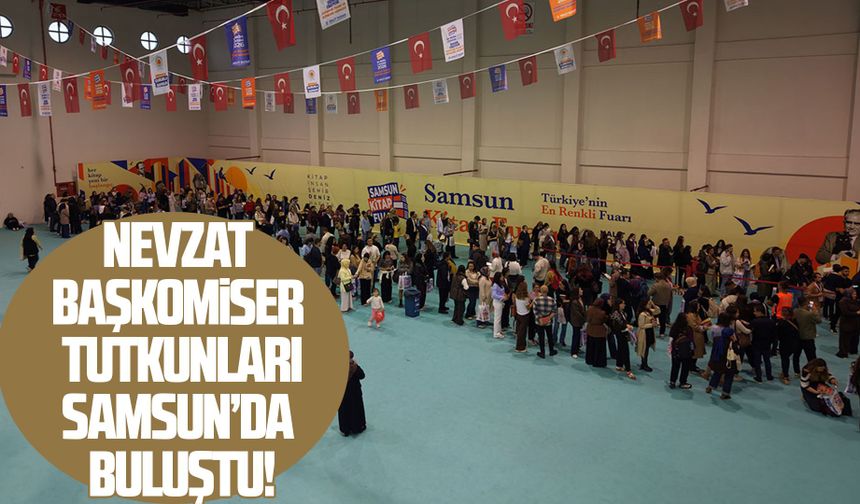 Ahmet Ümit Samsun'da okurlarıyla buluştu