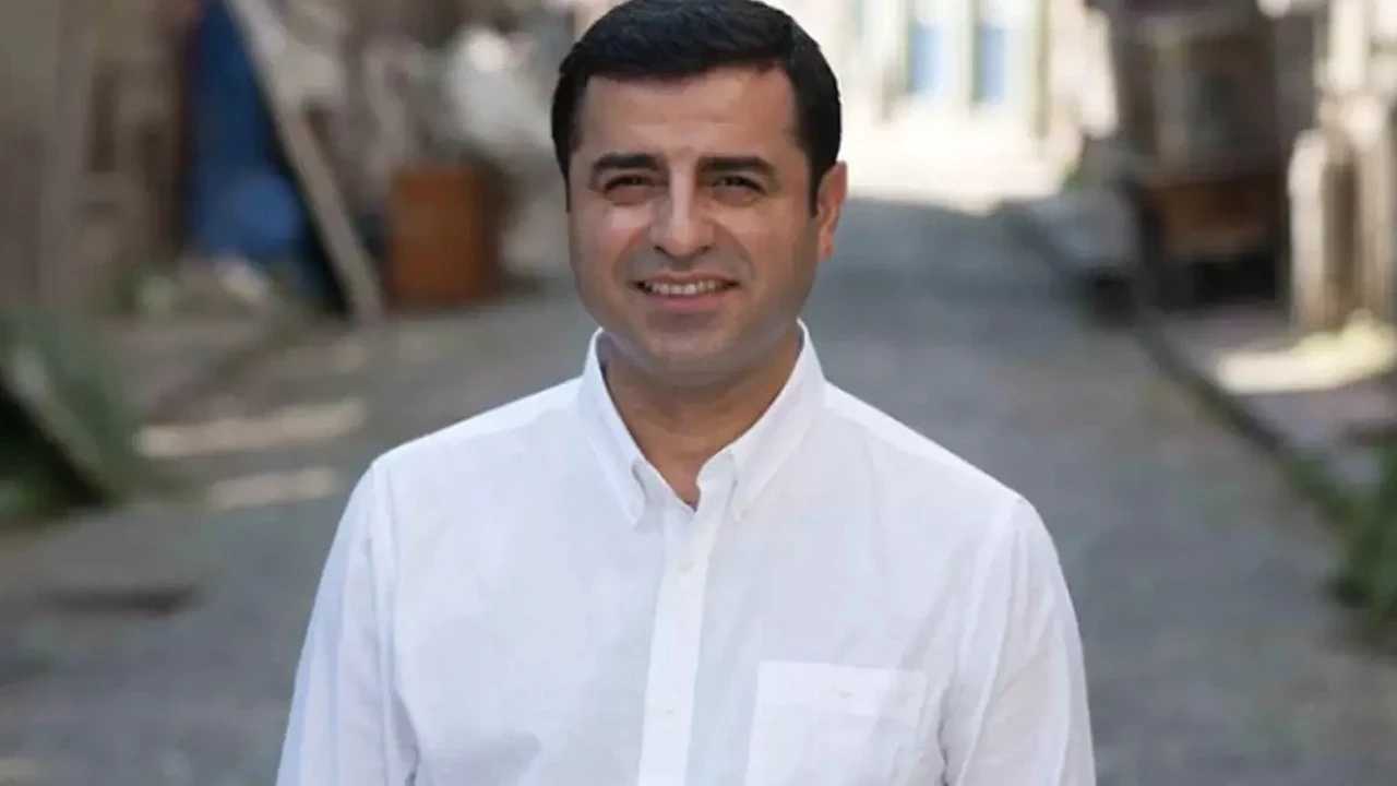 Demirtas Bizl Cover