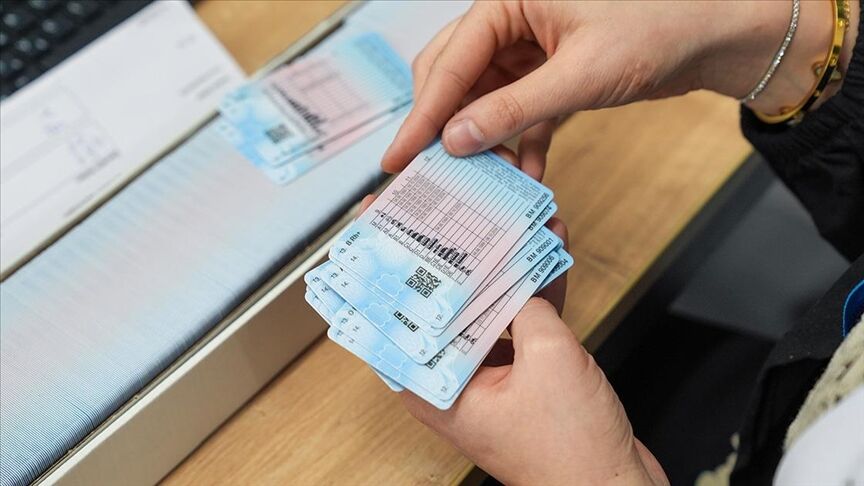 Thumbs B C 53A4B6234C700C46Dbde8943C5E1A903