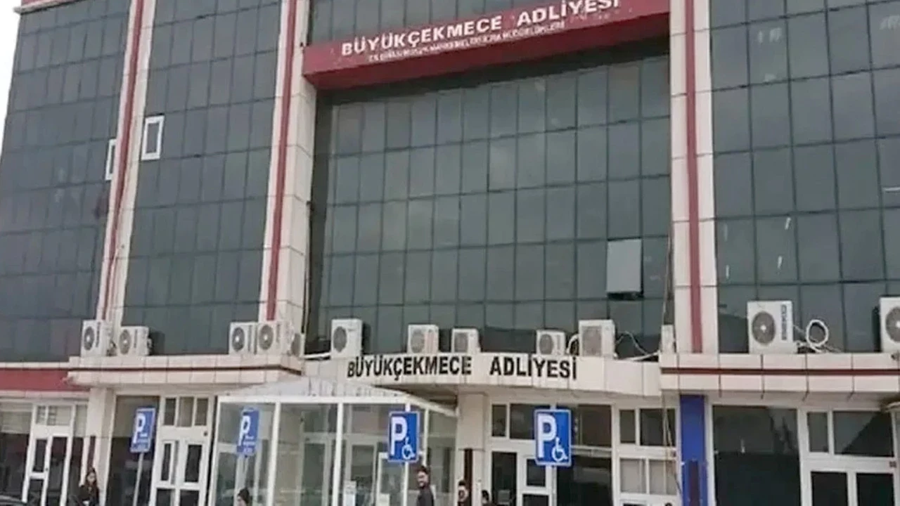 Buyukcekmece Adliyesi Dsfr Cover