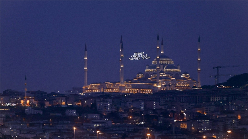 Thumbs B C C838101389523Fc2B831Bb833264207D