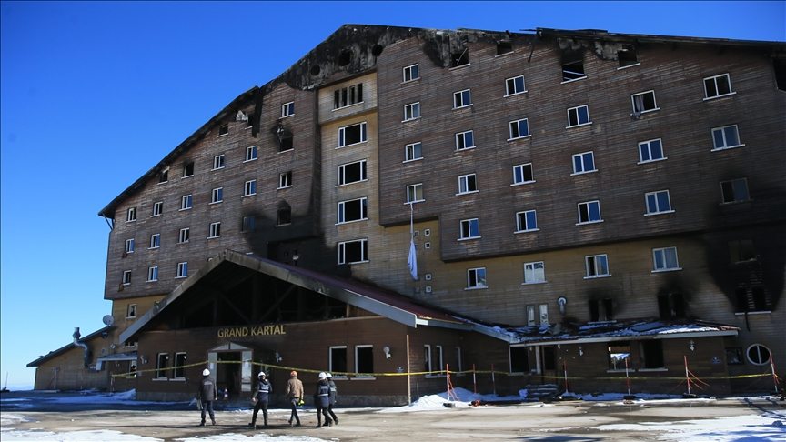 Thumbs B C D3877B9F75657510B99Aeb810A5Ddbe1