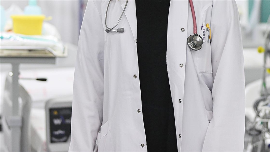 Thumbs B C 9D94F8Ec7A61Dce8B676069E0651C360