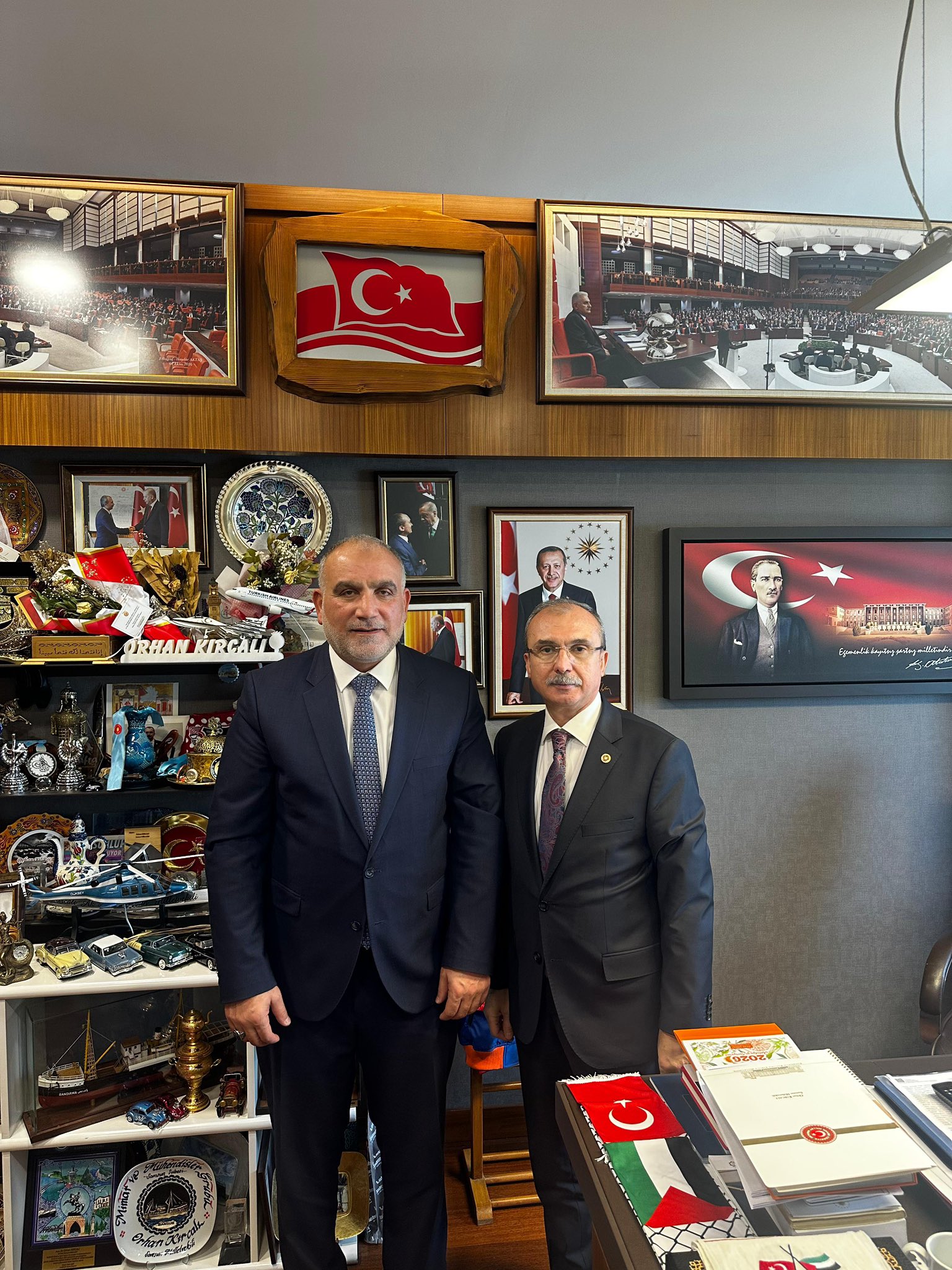 H B Xn Jn Cak A An Qw E