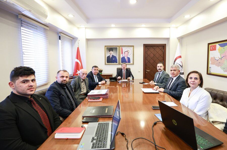 H B75Pj V Ww A Q C Ea4