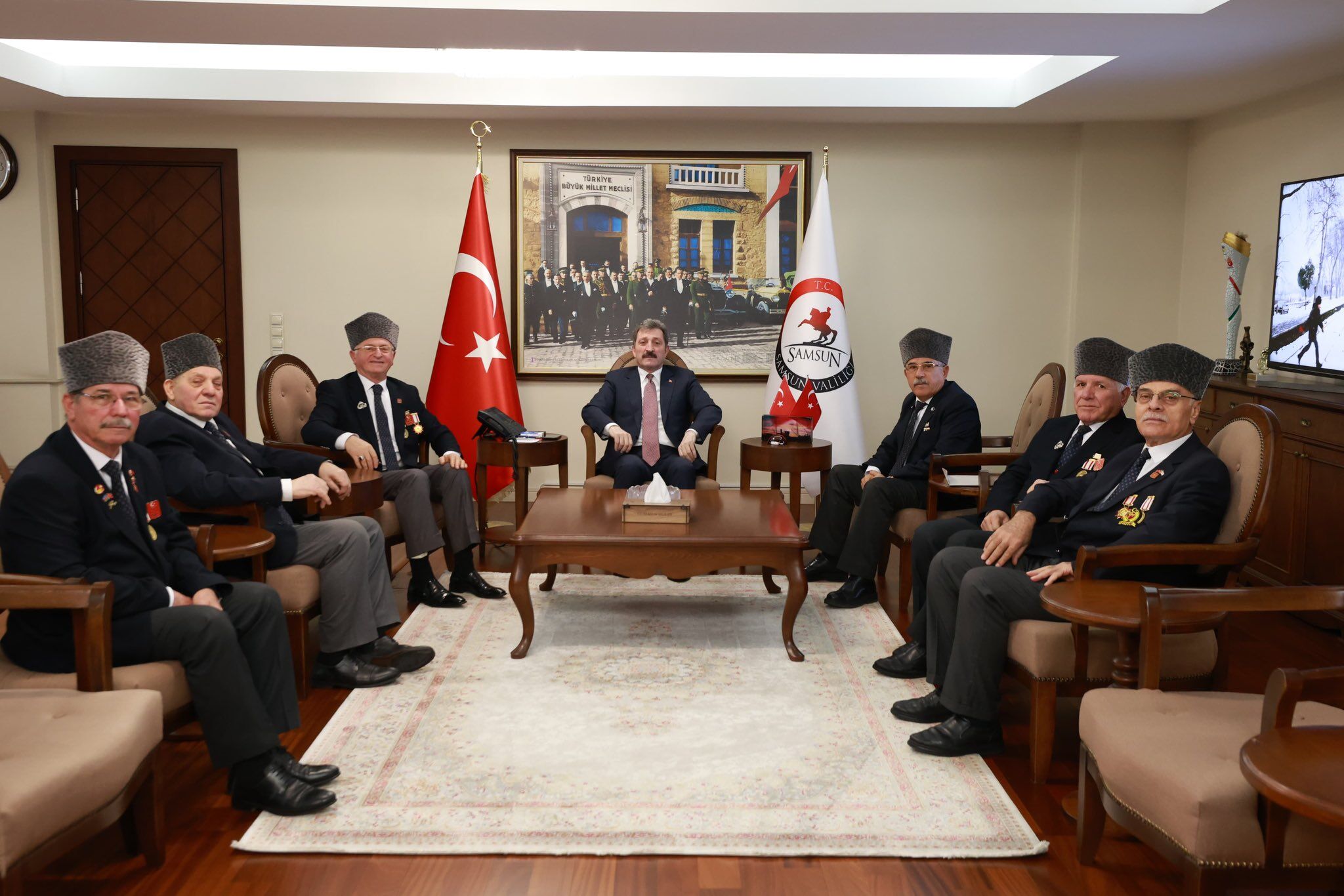 H C L Cd S Q W A A Af L9