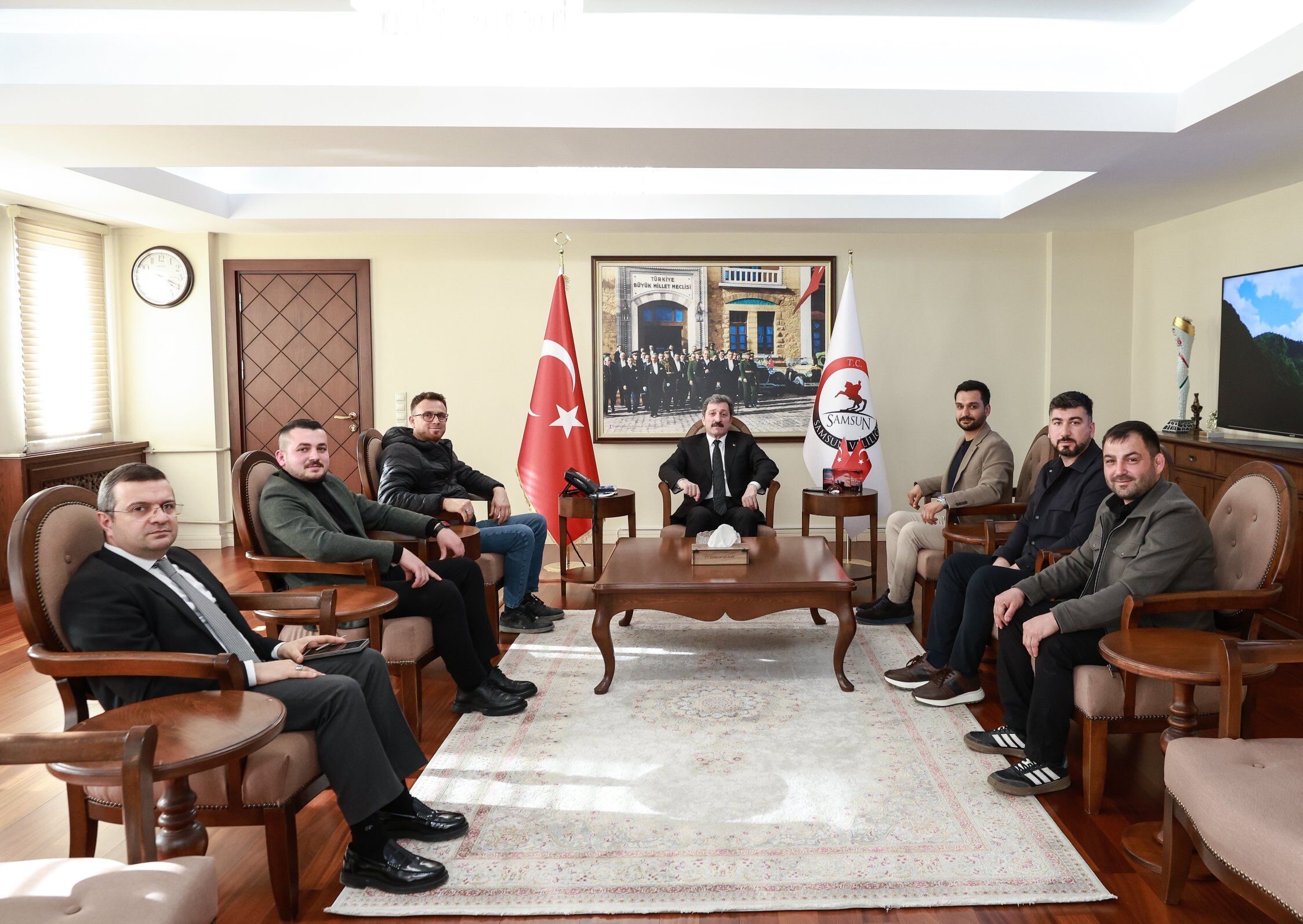 H D E A6P7 X Y A0M Fk S