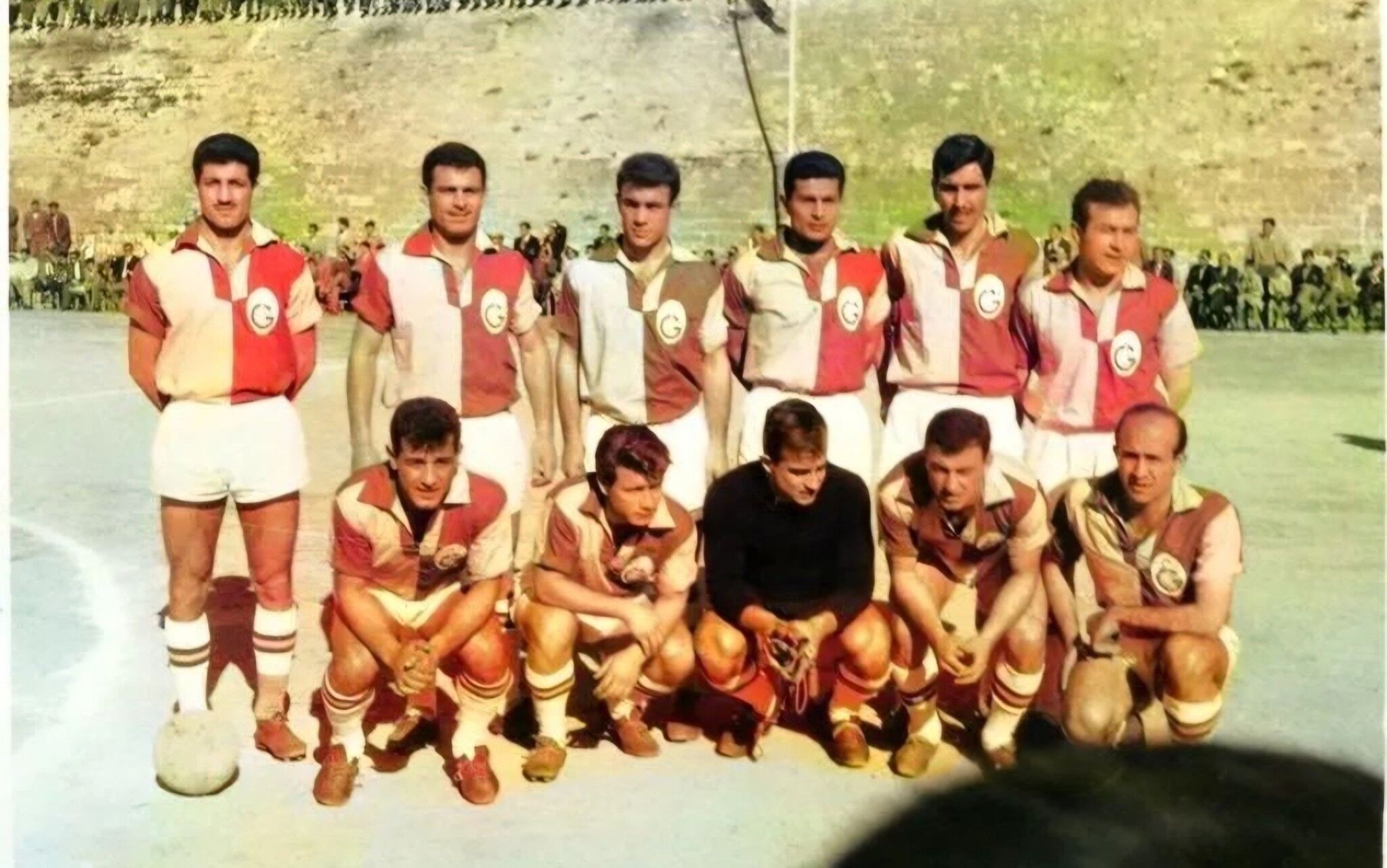 492442816 1238658144933496 785955859680359733 N