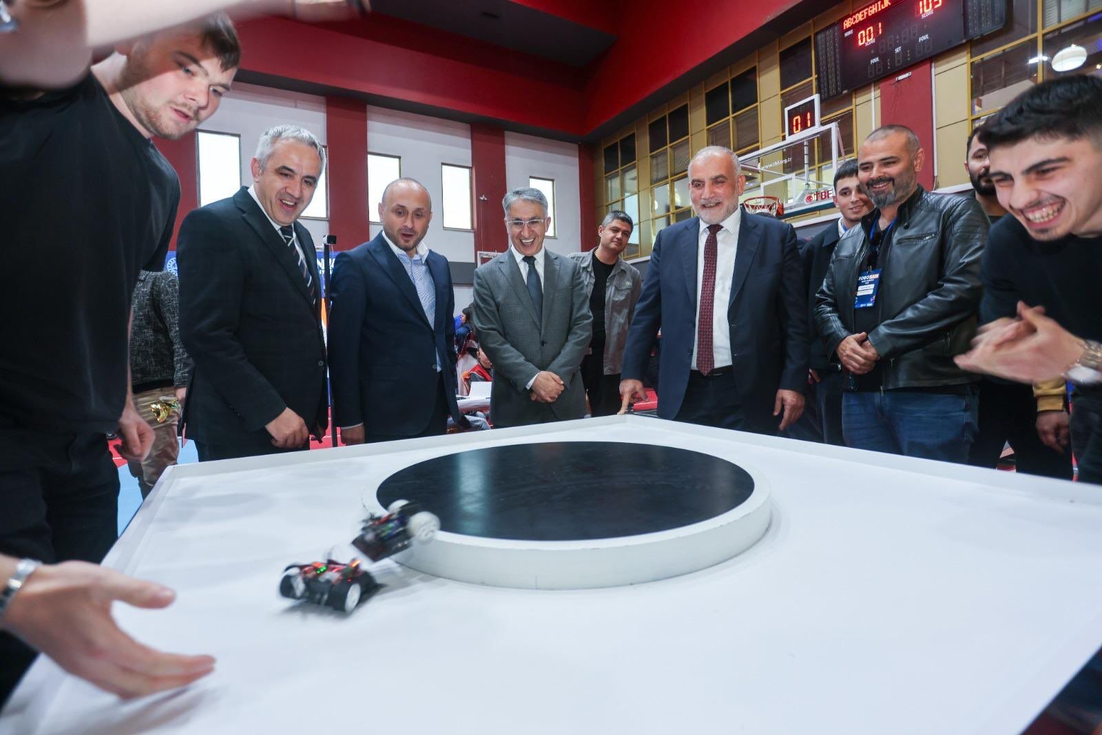 H F9 Od5 Vb M A A Om Pm