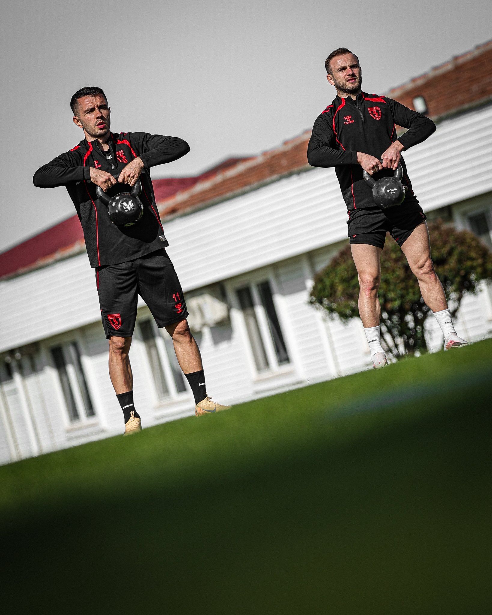 H G C M2T O Wg A A Lax