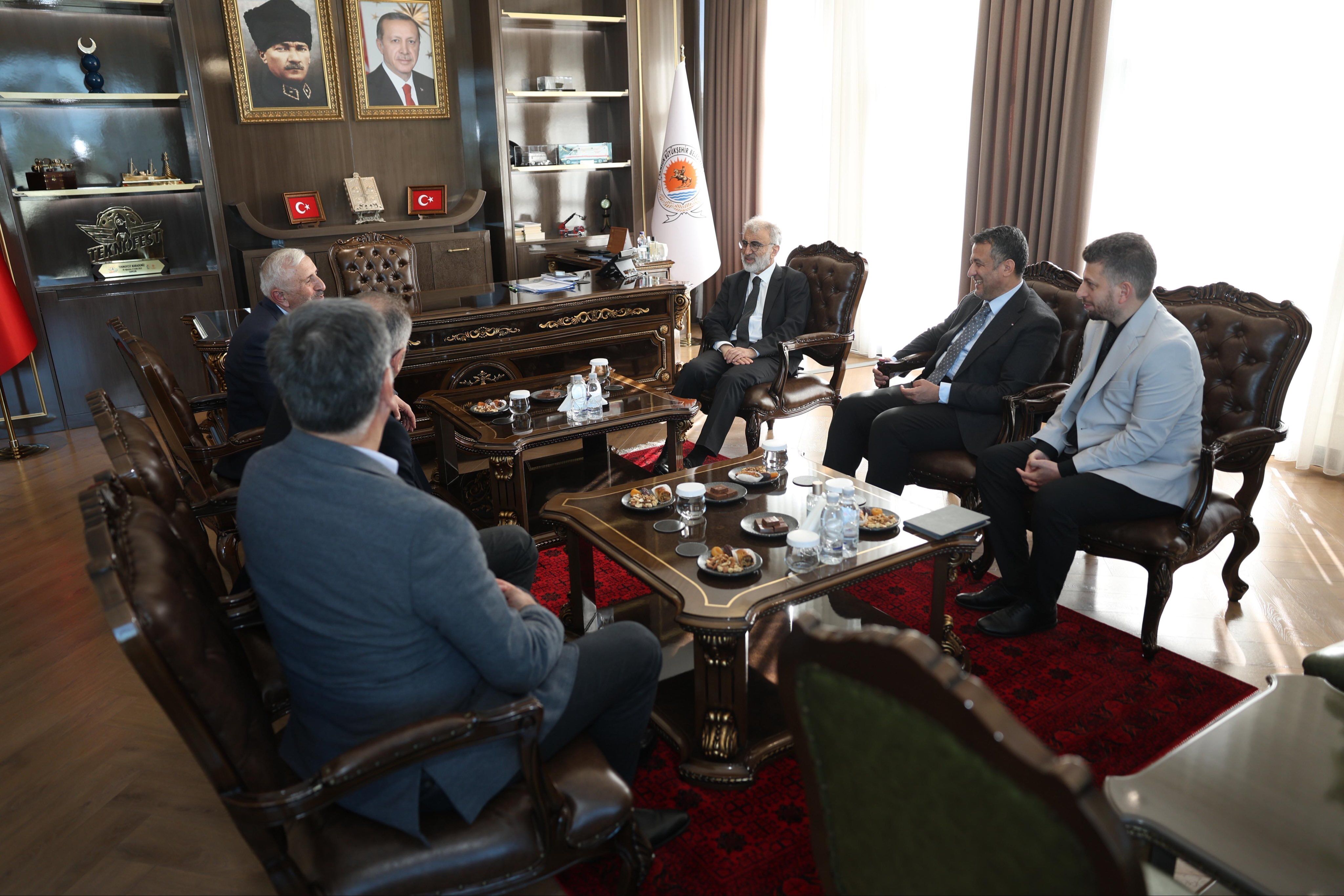 H H Ai Cu R W I A A F3 El