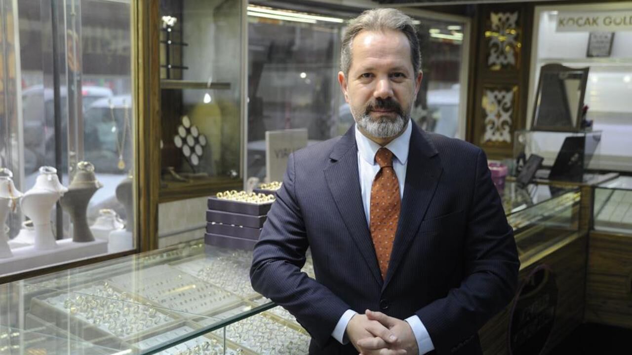 Islam Memis Iha 1977438