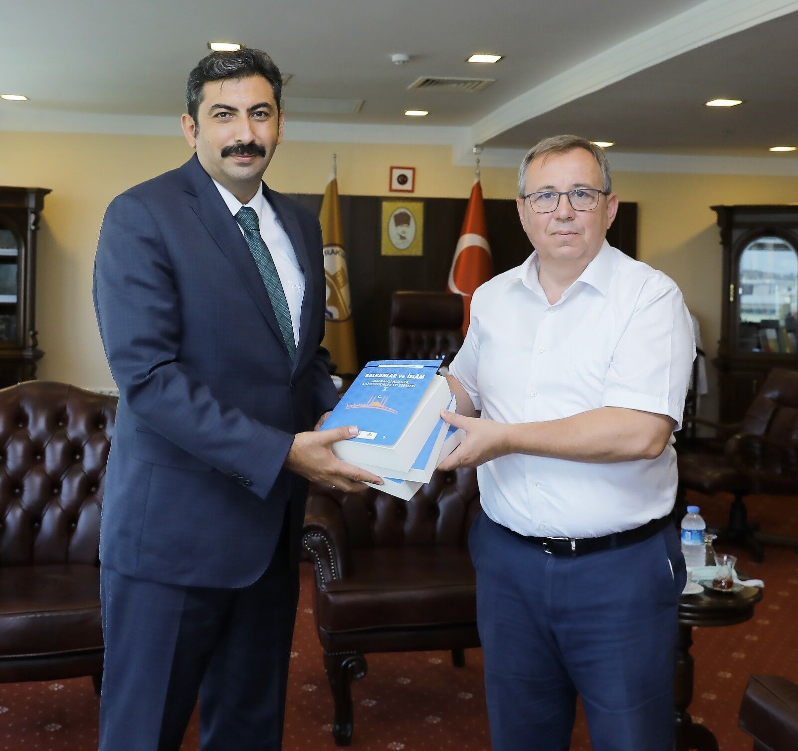 Bassavci Cakmaktan Rektor Tabakogluna Ziyaret 1628266523405