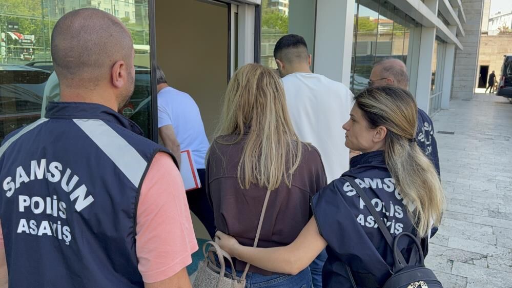 Atakum'da Masaj Salonuna Operasyon 3 Şüpheliye Adli Kontrol (2)