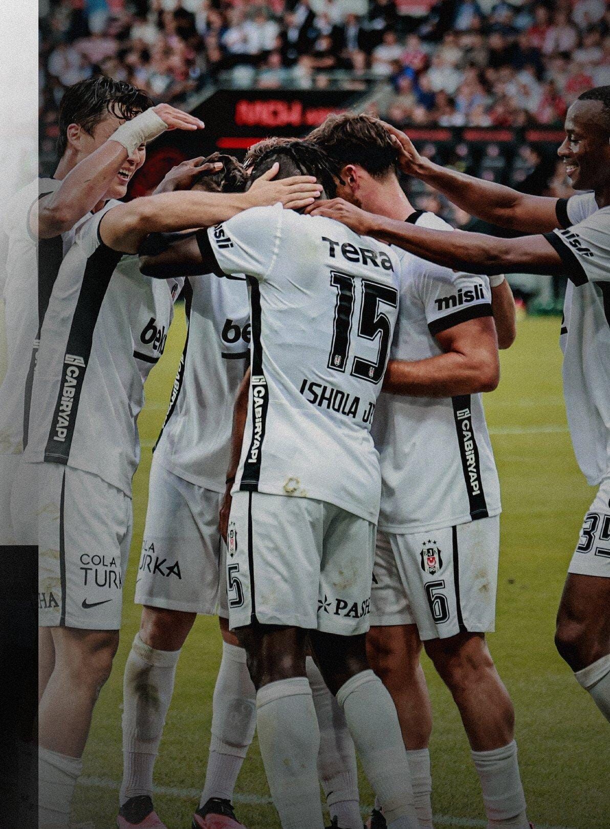 Beşiktaş Midtjylland'ı 2 Mağlup Etti (2)