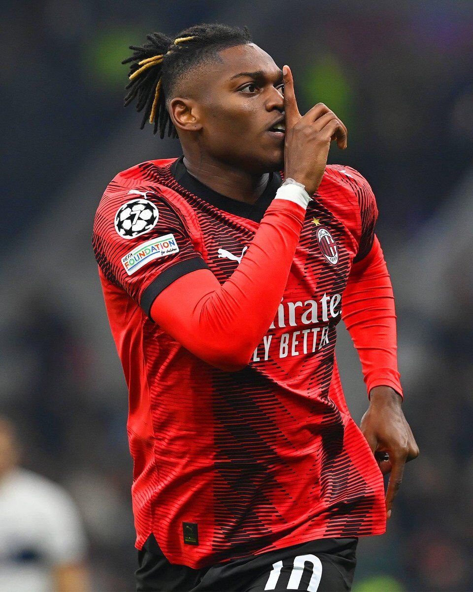 Leao Transferinde Dev Yarış! Fenerbahçe Milano Yolcusu