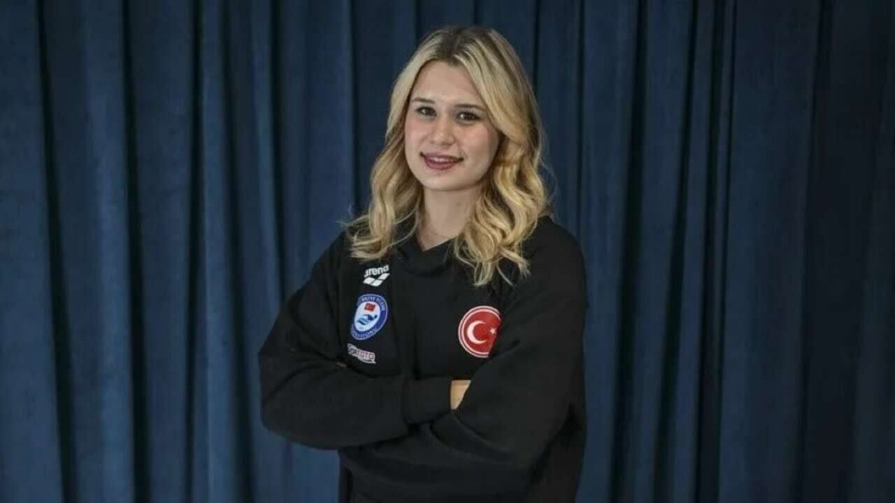 Milli para yüzücü Defne Kurt Avrupa şampiyonu oldu-1