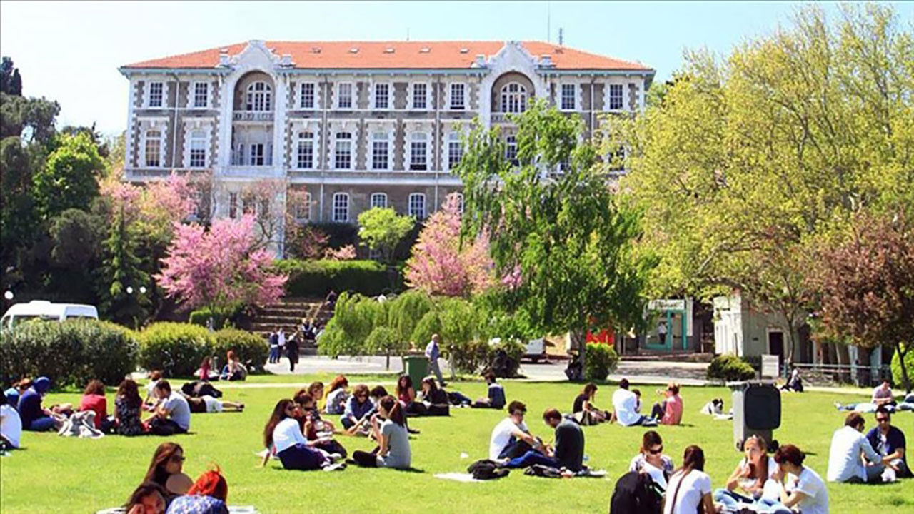 2026 2027 Üniversitelerde Öğrenci Katkı Payı Ve Öğrenim Ücretleri Belli Oldu (1)