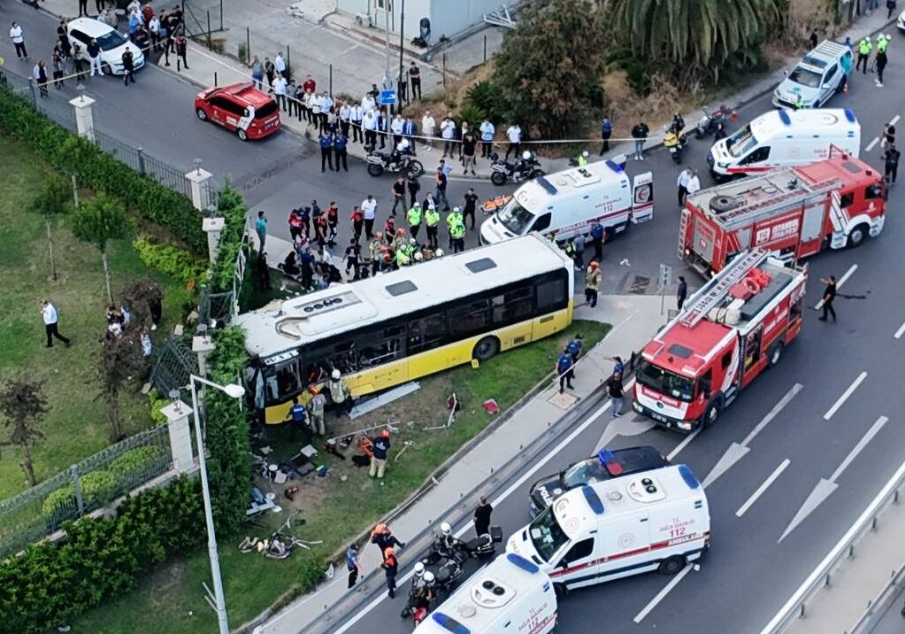 İETT otobüs kazasında bir kişi daha hayatını kaybetti-1
