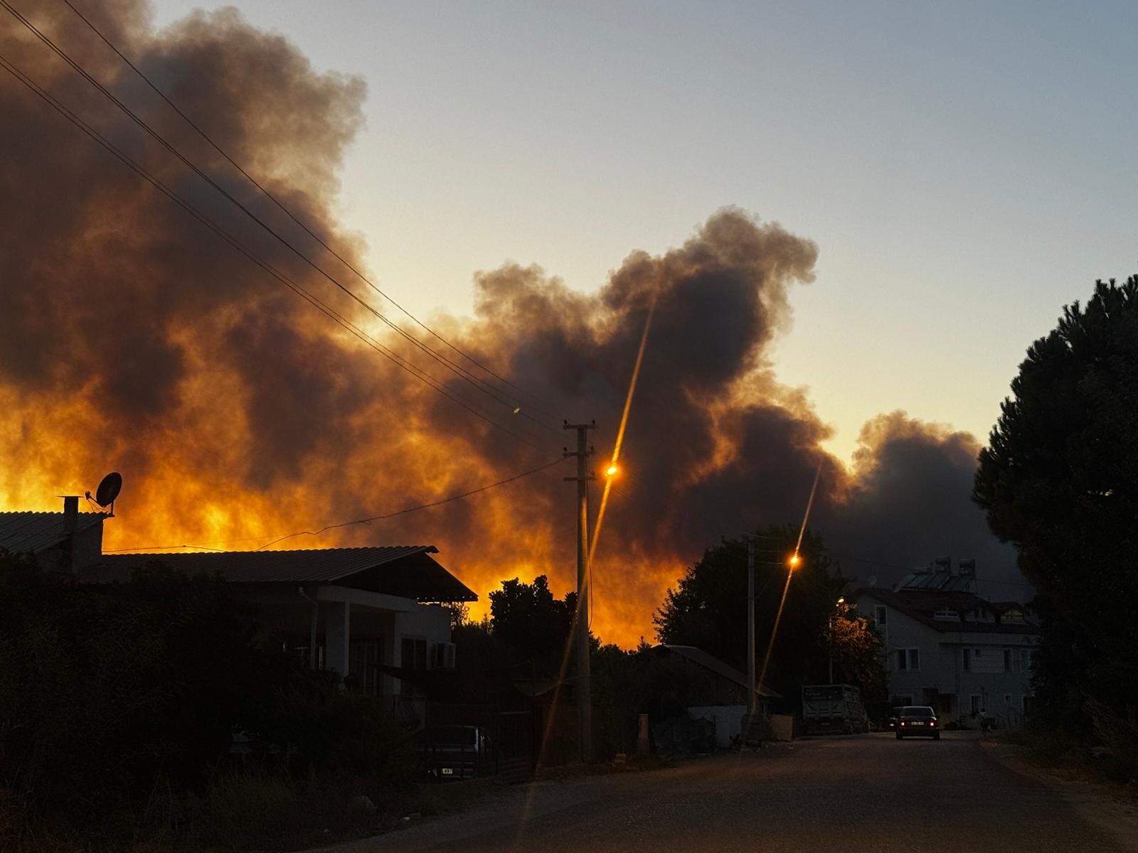 Muğla’da Orman Yangını! Ekiplerin Müdahalesi Sürüyor-1