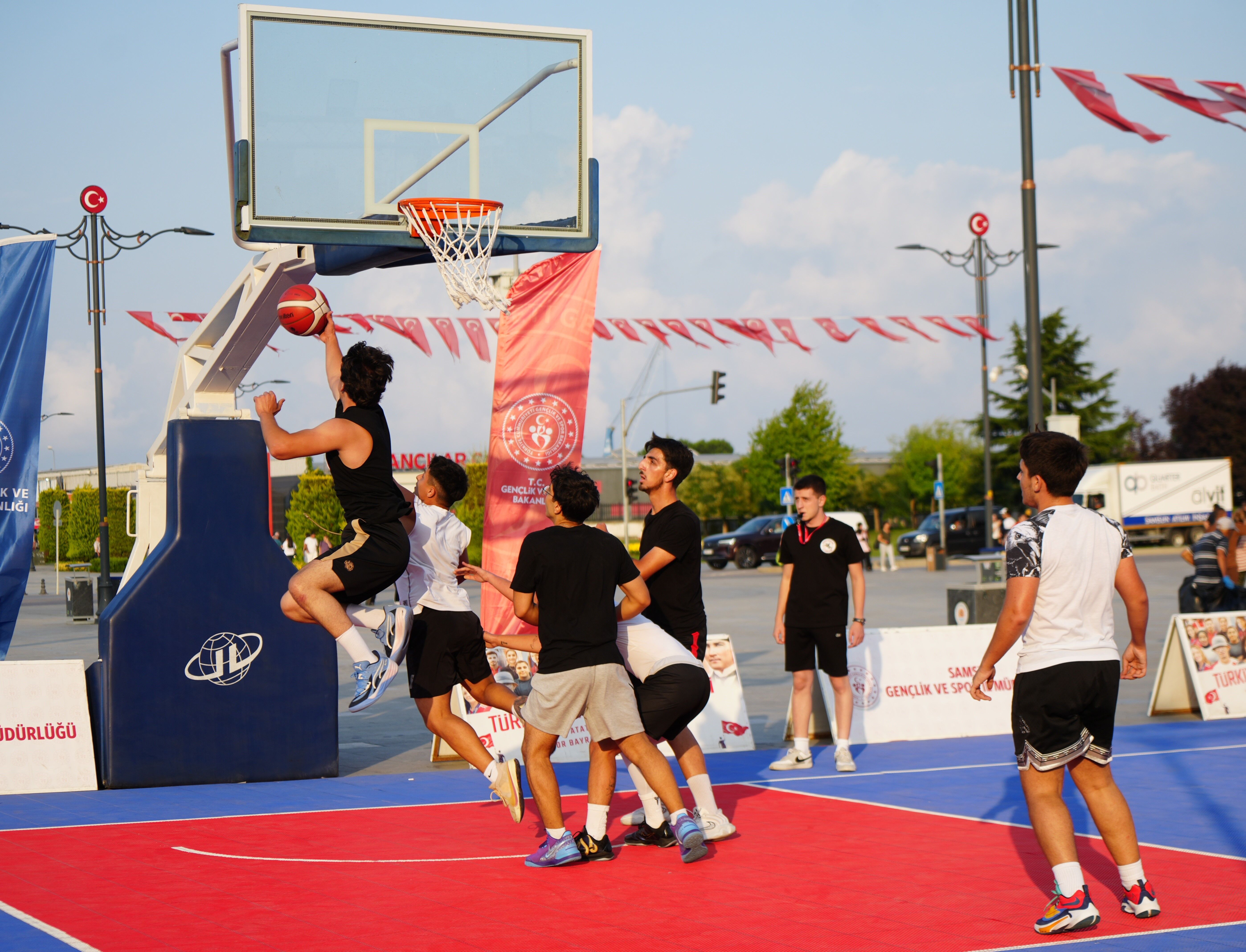 Samsun’da 3x3 Basketbol mücadelesi başladı-1