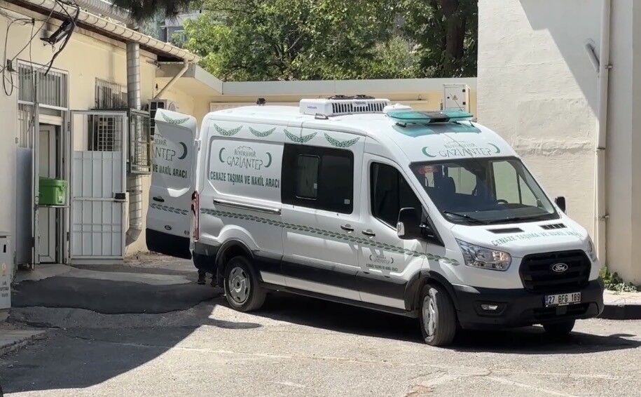 Parasını isteyen boyacı ustası bıçaklanarak öldürüldü-1