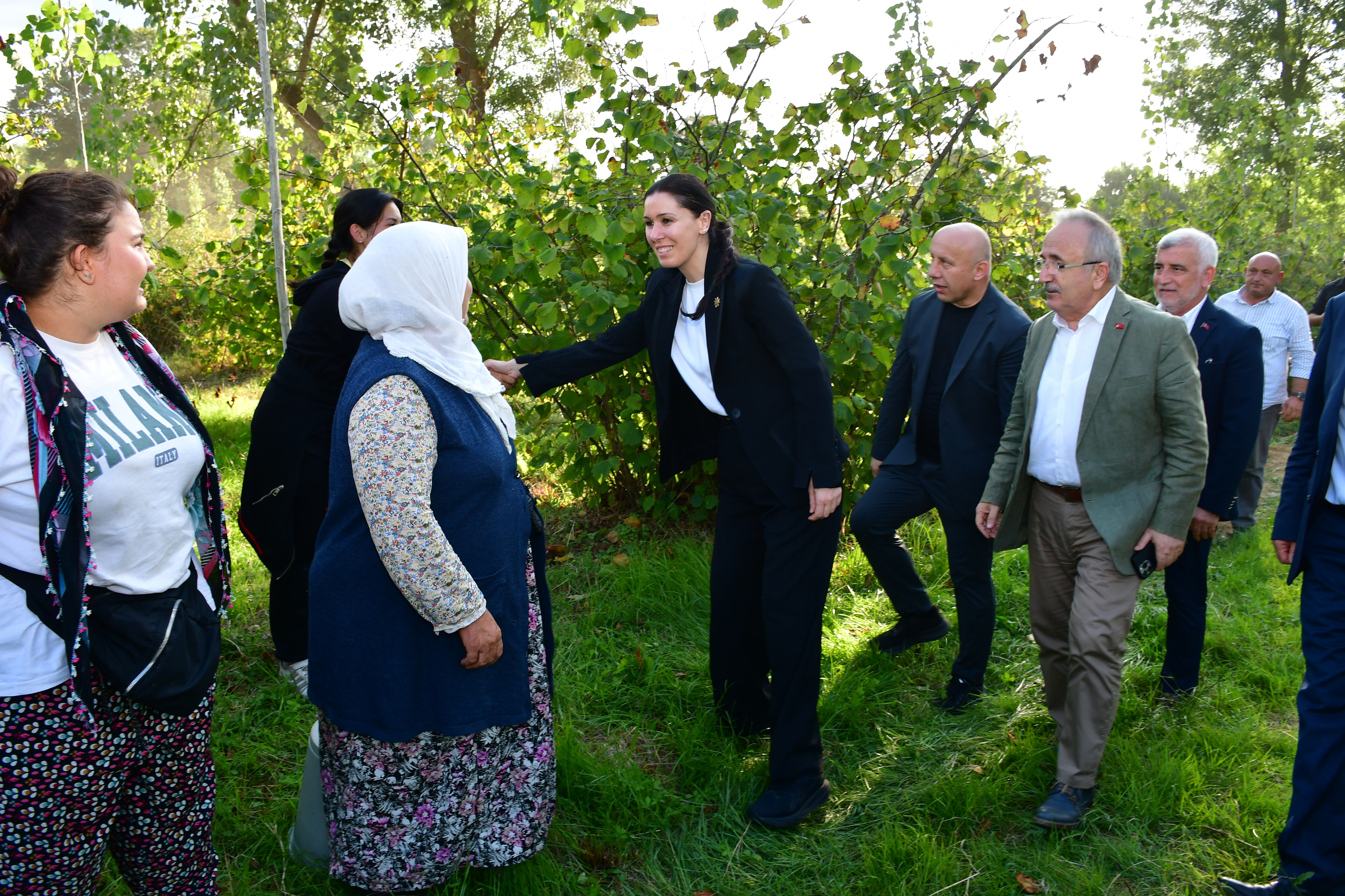 Ak Parti Samsun Milletvekili Karaaslan Terme’de Vatandaş Ve Üreticilerle Buluştu