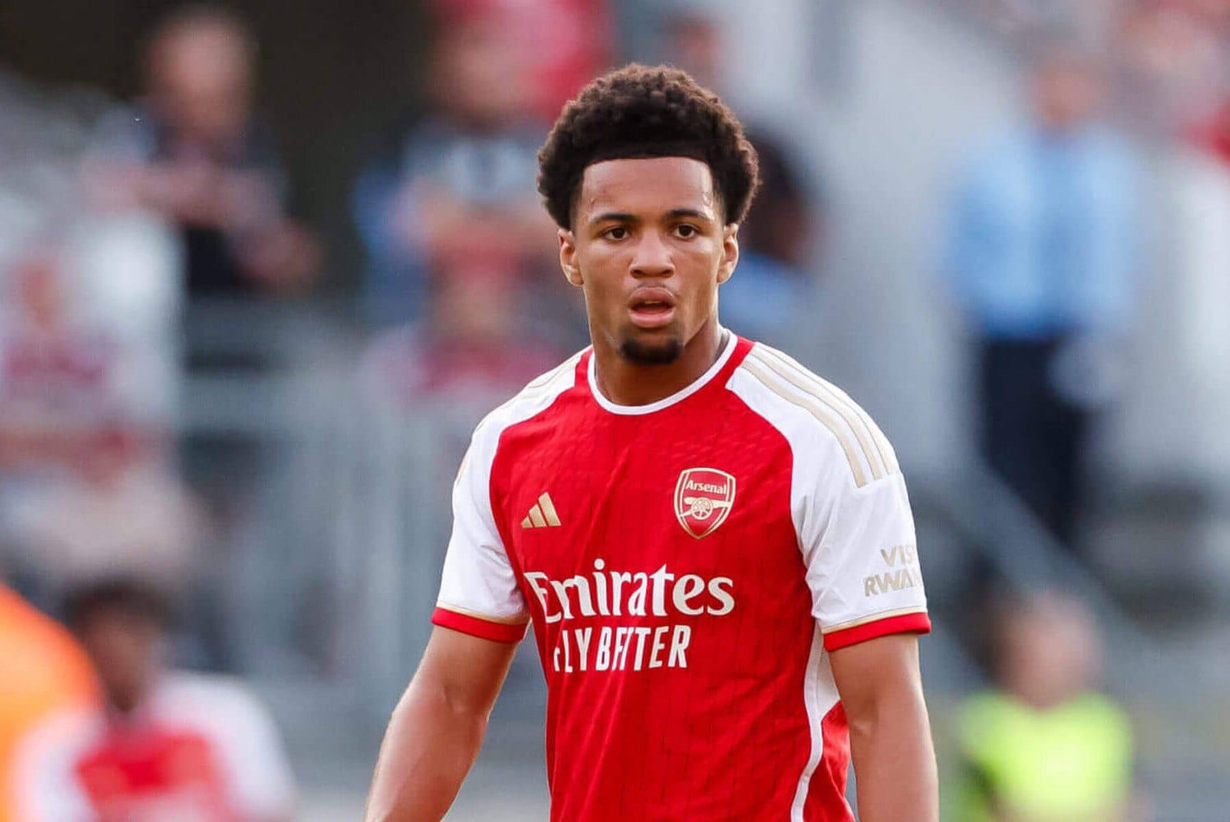 Arsenal’in genç yıldızı Nwaneri için transfer hareketliliği