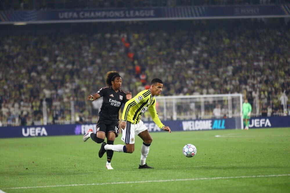Fenerbahçe Lyon Karşılaşması Berabere Bitti 2