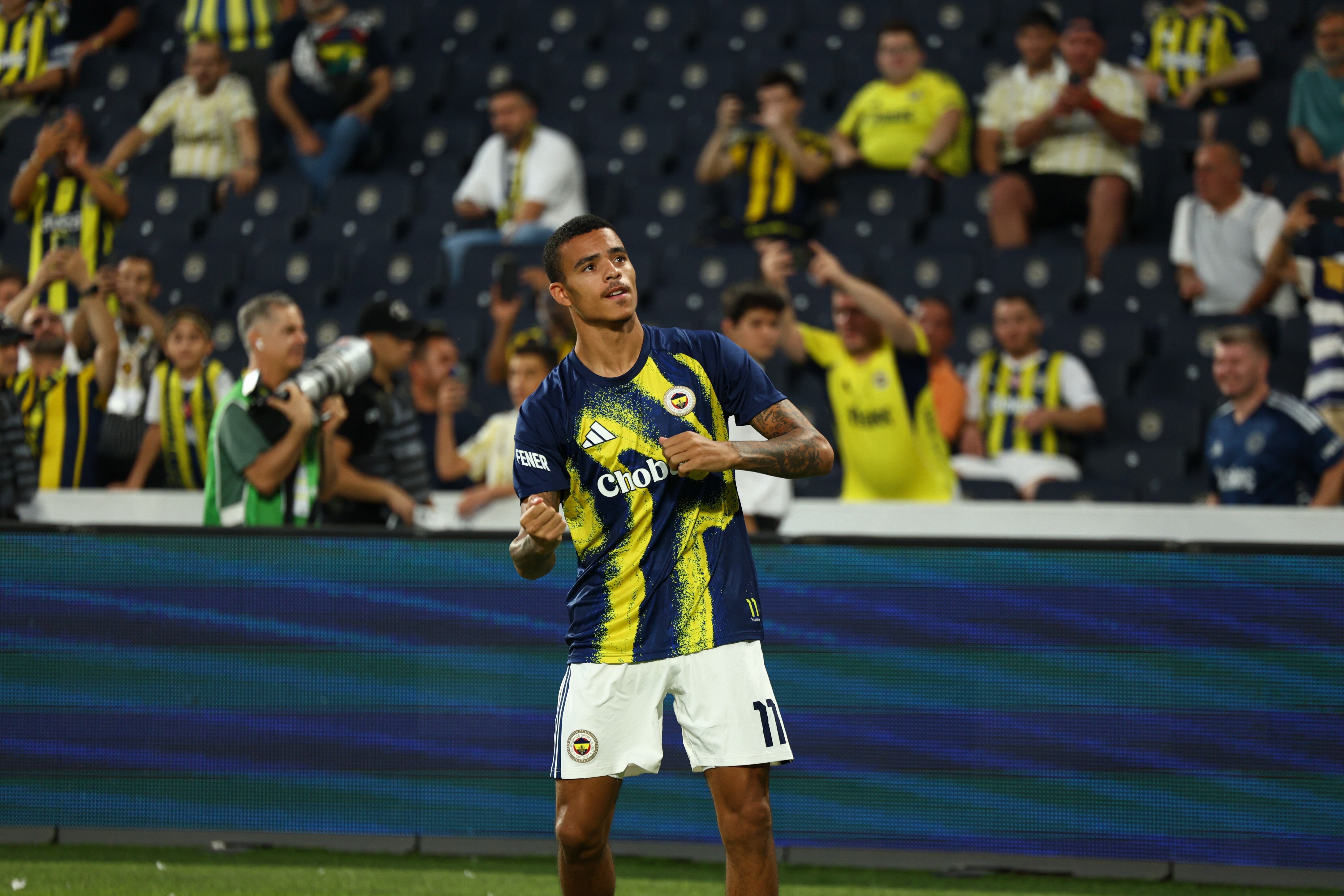 Fenerbahçe'de Ilk 11'E Iki Isim Değişikliği (6)