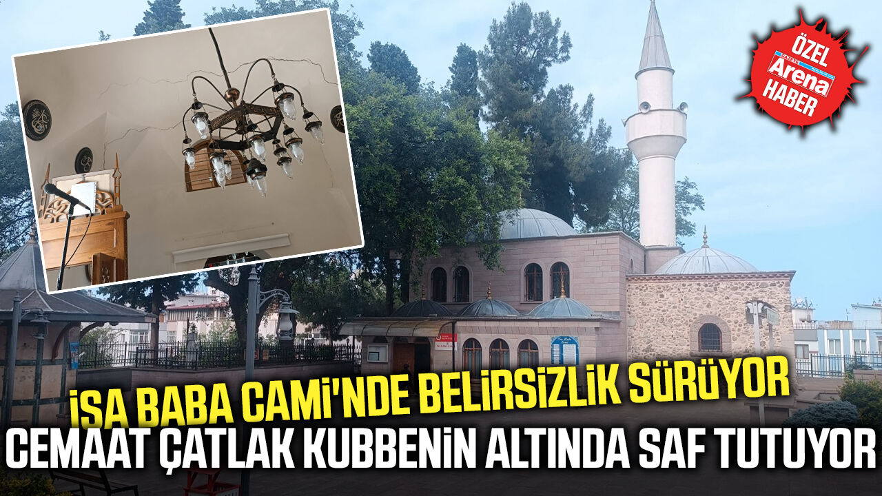Samsun'da cemaat çatlak kubbenin altında saf tutuyor