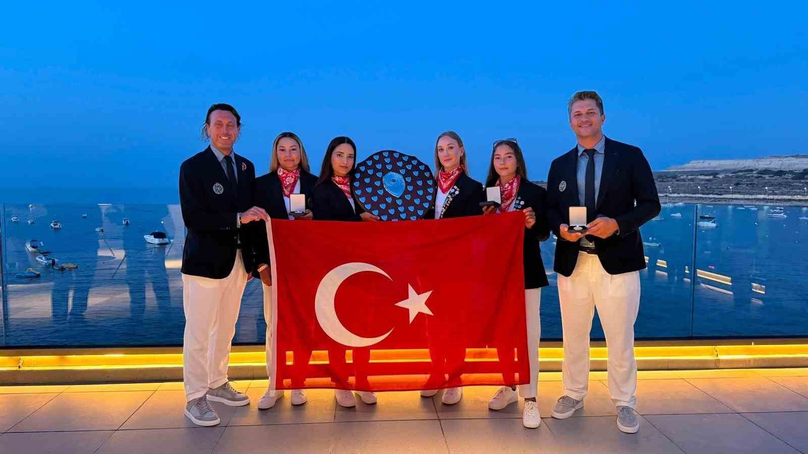 Kadın Milli Golf Takımı Avrupa'da Tarih Yazdı (2)