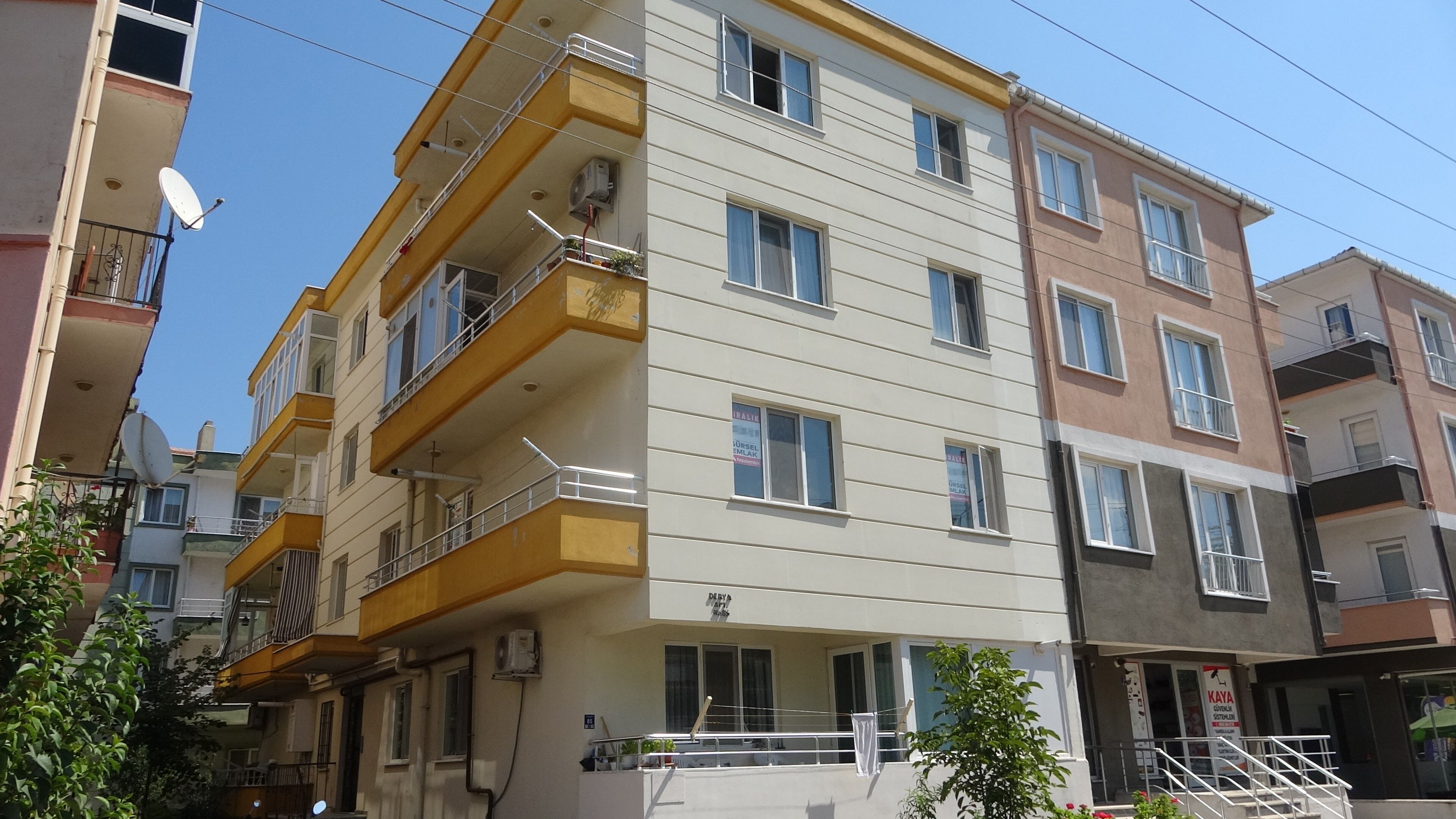 Komşu Evdeki Ilaçlama Küçük Çocuğun Ölümüne Neden Oldu (2)