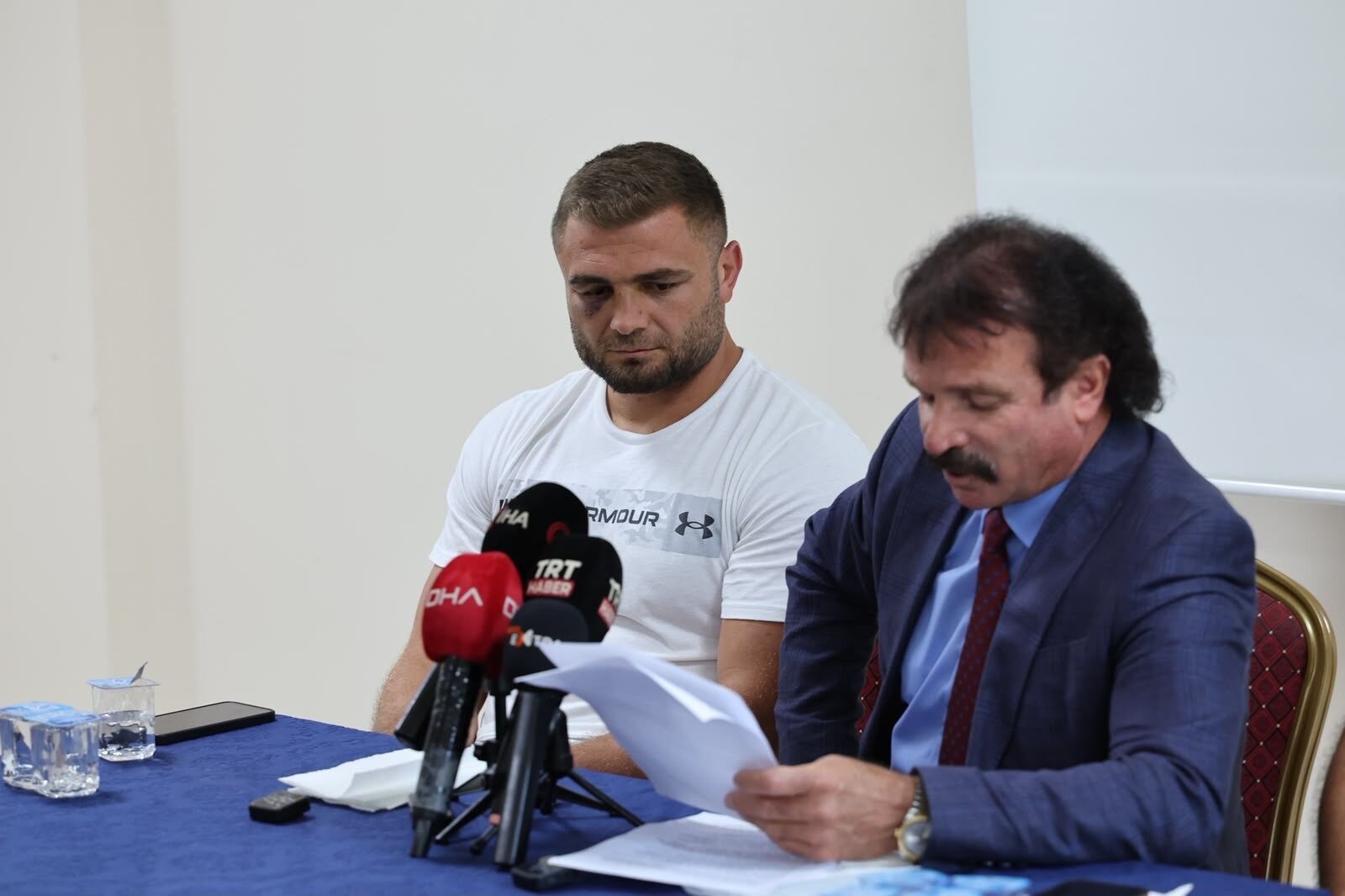 Saldırıya uğrayan başpehlivan Serhat Elvan Tokat’a transfer oldu-5