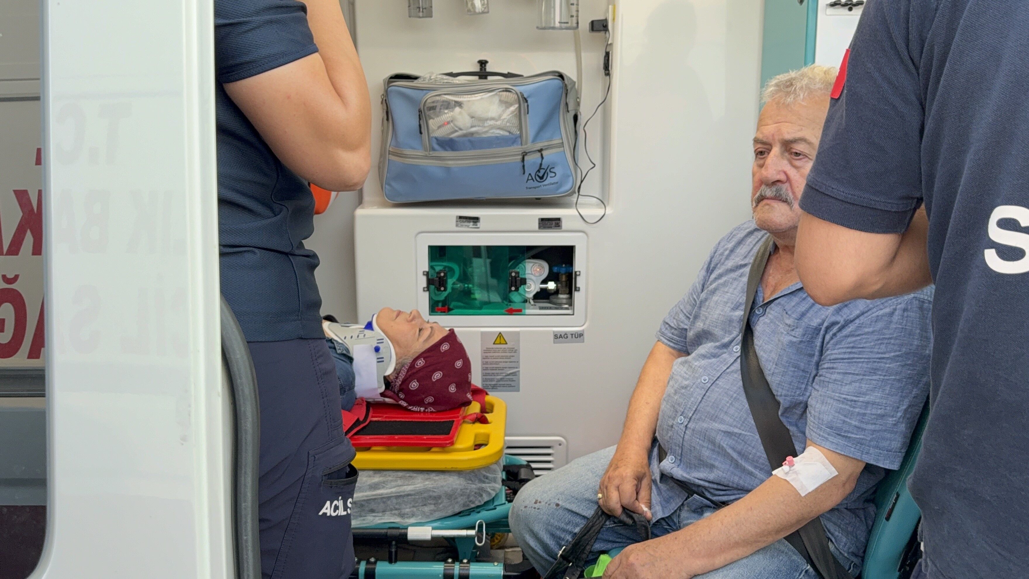 Samsun'da Kontrolden Çıkan Yolcu Otobüs Devrildi