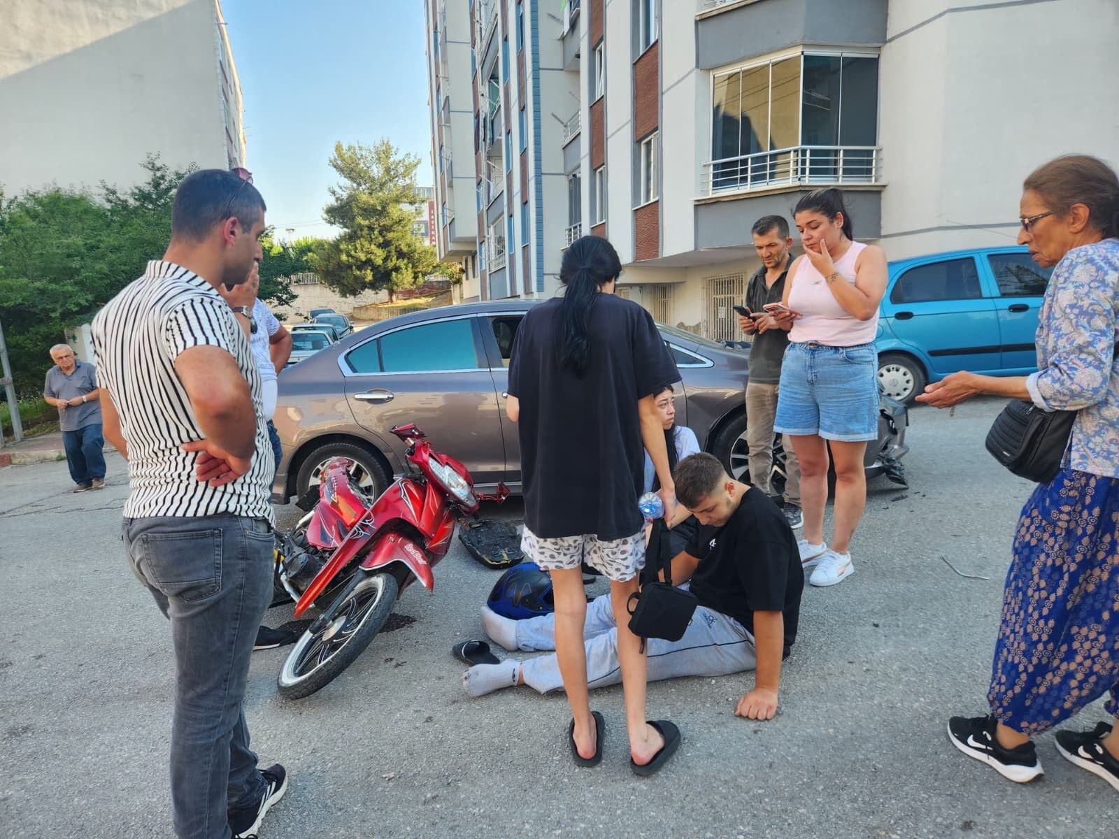 Samsun'da Motosiklet Kazasında 1 Kişi Yaralandı (3)